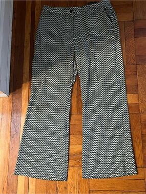 Fun festive H&M flair pants